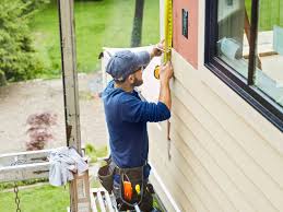 Best Custom Siding Design  in Muttontown, NY